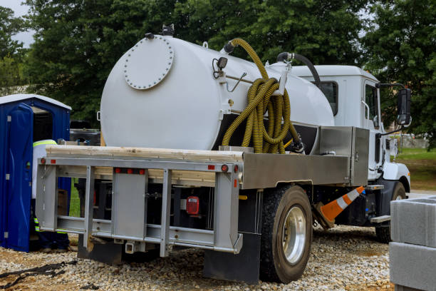 Portable Toilet Options We Offer in Warrenton, OR